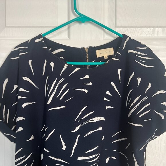 Mellody Women Top in Large: Blue and White - Picture 5 of 5